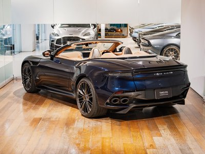 صورة 7 لـ 2022 Aston Martin DBS SUPERLEGGERA VOLANTE