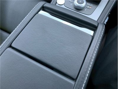 2016 Aston Martin RAPIDE — миниатюра 33
