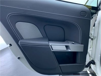 2016 Aston Martin RAPIDE — миниатюра 50