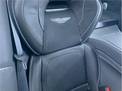 2016 Aston Martin RAPIDE — миниатюра 21