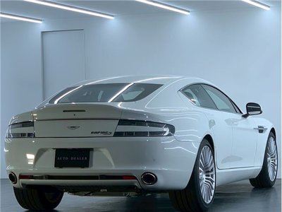 2016 Aston Martin RAPIDE — миниатюра 11