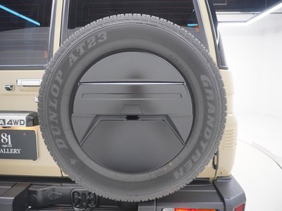 2024 Toyota LAND CRUISER 70 thumbnail 19