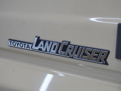 2024 Toyota LAND CRUISER 70 thumbnail 20