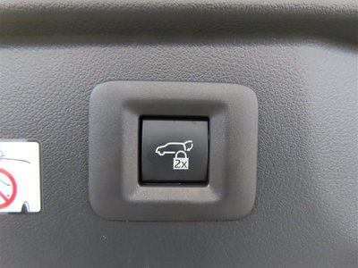 صورة 38 لـ 2023 Toyota ALPHARD