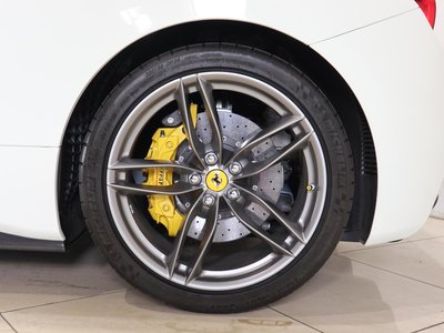 2018 Ferrari 488 GTB 照片 14