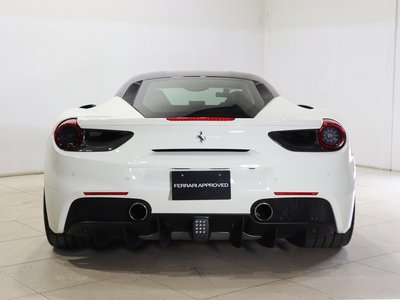 2018 Ferrari 488 GTB 照片 11