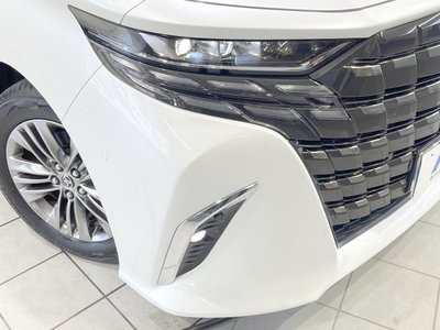 صورة 13 لـ 2023 Toyota ALPHARD