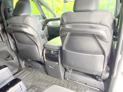 صورة 49 لـ 2023 Toyota ALPHARD