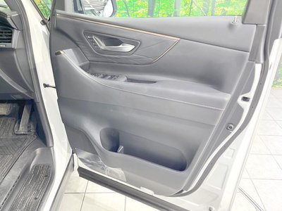 صورة 56 لـ 2023 Toyota ALPHARD