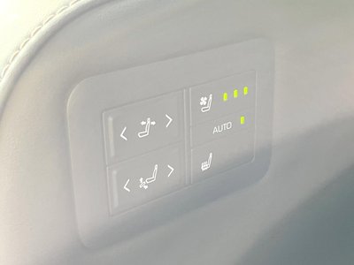 صورة 52 لـ 2023 Toyota ALPHARD