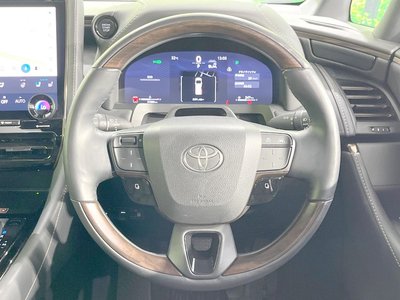 صورة 12 لـ 2023 Toyota ALPHARD