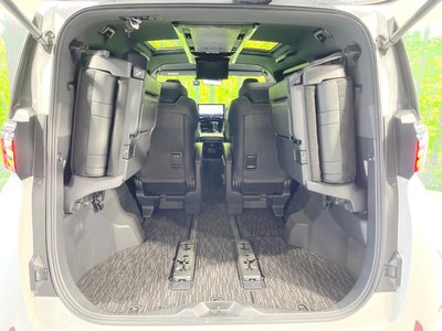 صورة 11 لـ 2023 Toyota ALPHARD