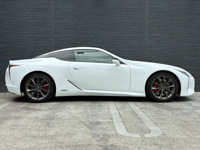 2017 Lexus LC 照片 11