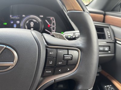 2023 Lexus ES thumbnail 50