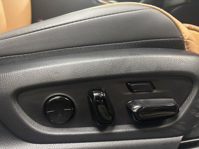 2023 Lexus ES thumbnail 20
