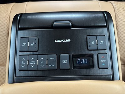 2023 Lexus ES thumbnail 28