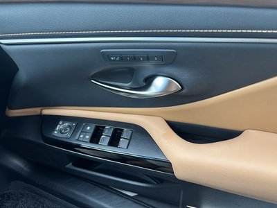 2023 Lexus ES thumbnail 54