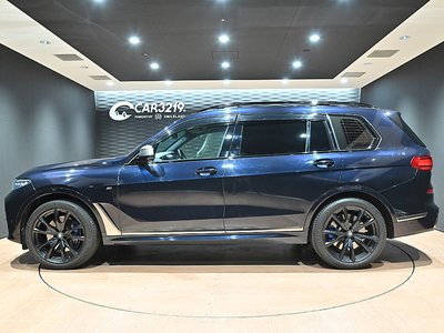 2021 BMW X7 — фото 5