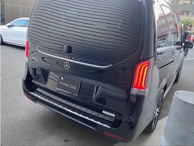 2025 Mercedes-BENZ V-CLASS photo 6
