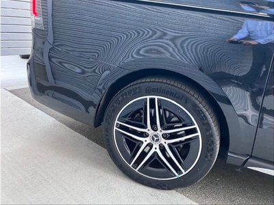 2025 Mercedes-BENZ V-CLASS photo 2