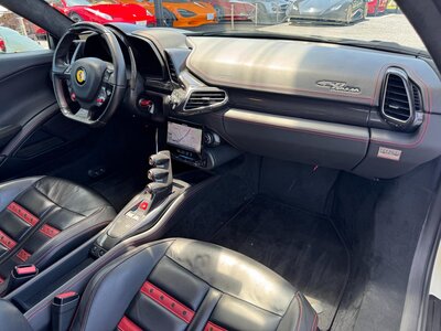 2011 Ferrari 458 ITALIA — миниатюра 99
