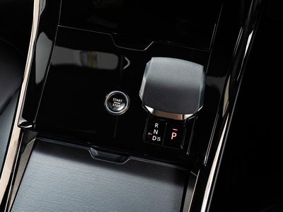 2025 LAND Rover RANGE ROVER SPORT — миниатюра 46