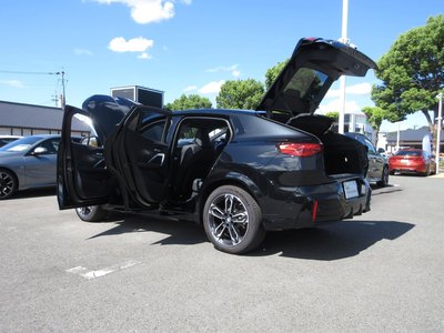 2026 BMW IX2 photo 16