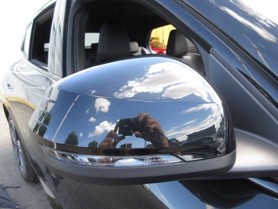2026 BMW IX2 thumbnail 22
