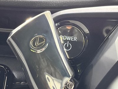 صورة 8 لـ 2024 Lexus LBX