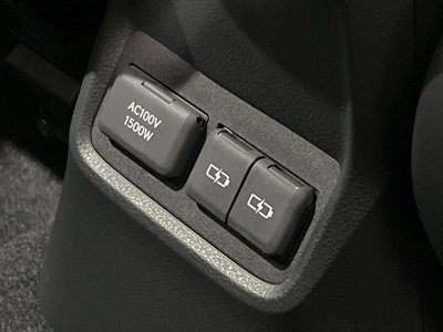 صورة 36 لـ 2024 Lexus LBX