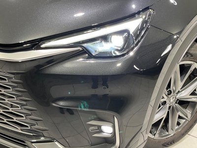 صورة 13 لـ 2024 Lexus LBX