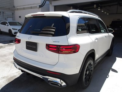 2025 Mercedes-BENZ GLB thumbnail 17