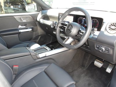 2025 Mercedes-BENZ GLB photo 5