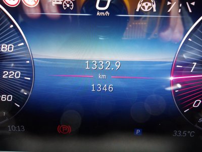 2025 Mercedes-BENZ GLB thumbnail 32