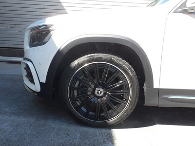 2025 Mercedes-BENZ GLB photo 3
