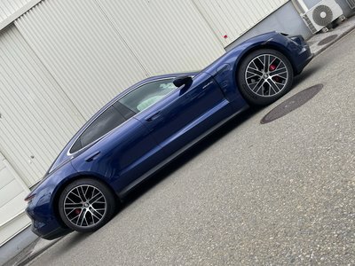 2021 Porsche TAYCAN 照片 19