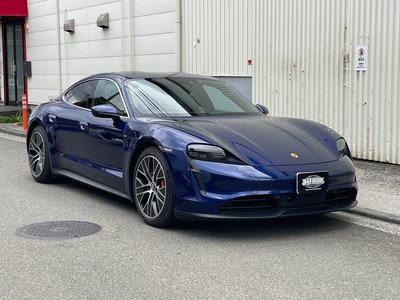 2021 Porsche TAYCAN 照片 37