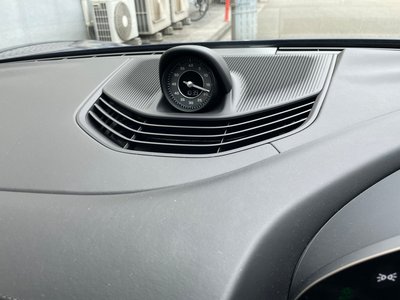 2021 Porsche TAYCAN 照片 33