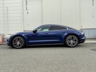 2021 Porsche TAYCAN 照片 61
