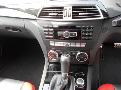 2012 Mercedes-BENZ C-CLASS AMG — фото 10