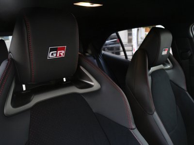 2025 Toyota GR COROLLA 缩略图 33