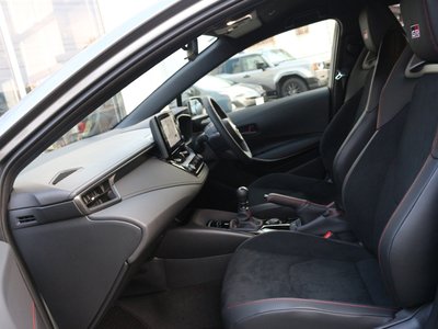 صورة 15 لـ 2025 Toyota GR COROLLA