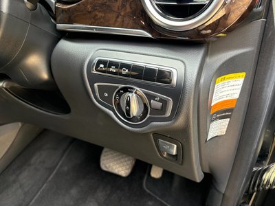 صورة 54 لـ 2016 Mercedes-BENZ V-CLASS