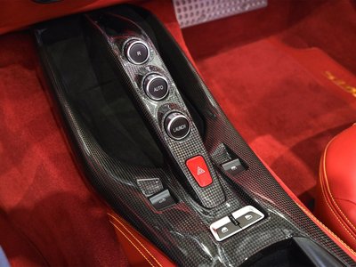 2023 Ferrari 812 GTS 照片 16