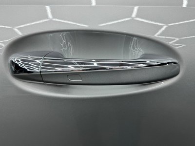 2024 Mercedes-BENZ GLB AMG — миниатюра 30