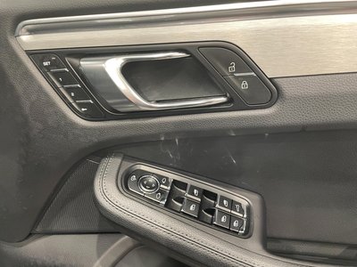صورة مصغرة 33 لـ 2023 Porsche MACAN