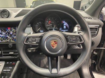 صورة مصغرة 48 لـ 2023 Porsche MACAN
