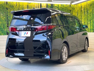 صورة 17 لـ 2025 Toyota ALPHARD