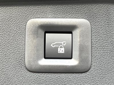 صورة 49 لـ 2025 Toyota ALPHARD