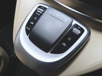 2023 Mercedes-BENZ V-CLASS — миниатюра 18